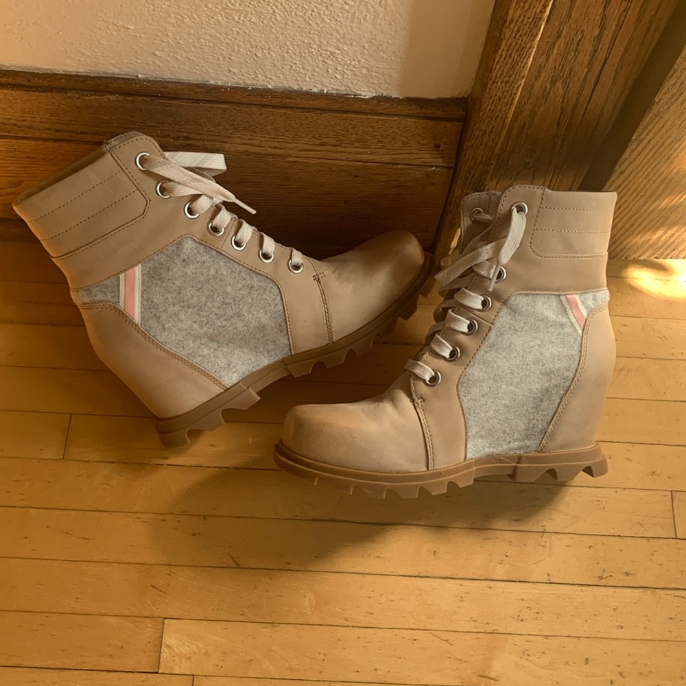 COPY - Sorel 3” enclosed wedge heel with flat rubber sole lace up boots.